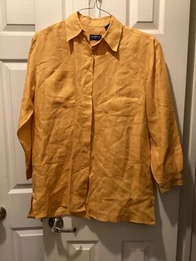 Liz Claiborne Men's Yellow Button-Down Shirt